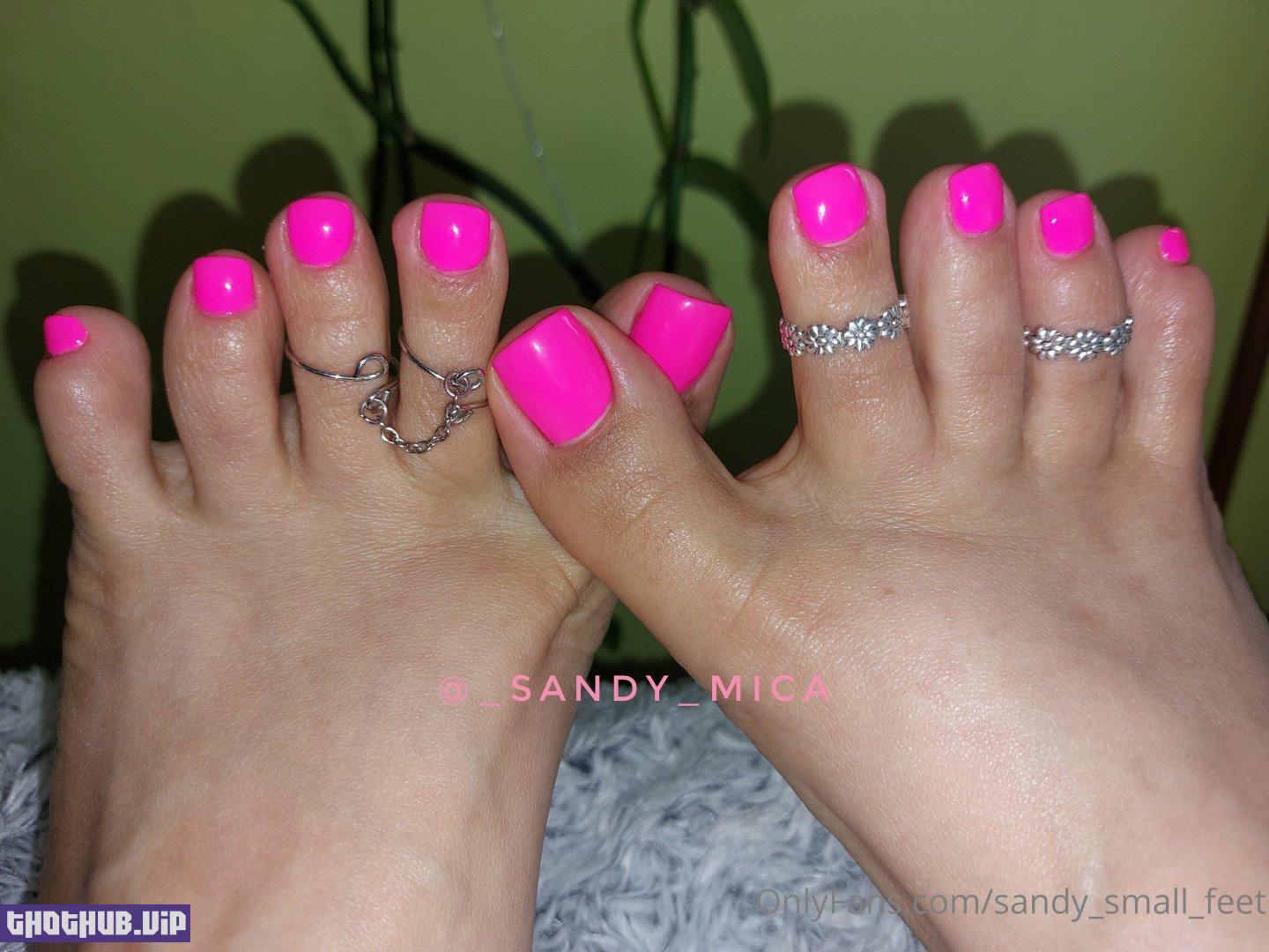 Sandy_small_feet (sandy_small_feet) Onlyfans Leaks (30 images)