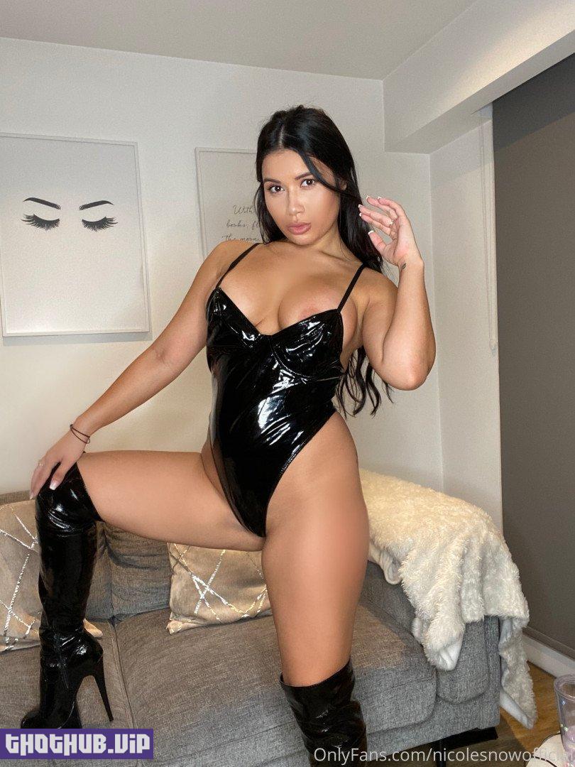 Nicole (nicolesnowofficial) Onlyfans Leaks (144 images)