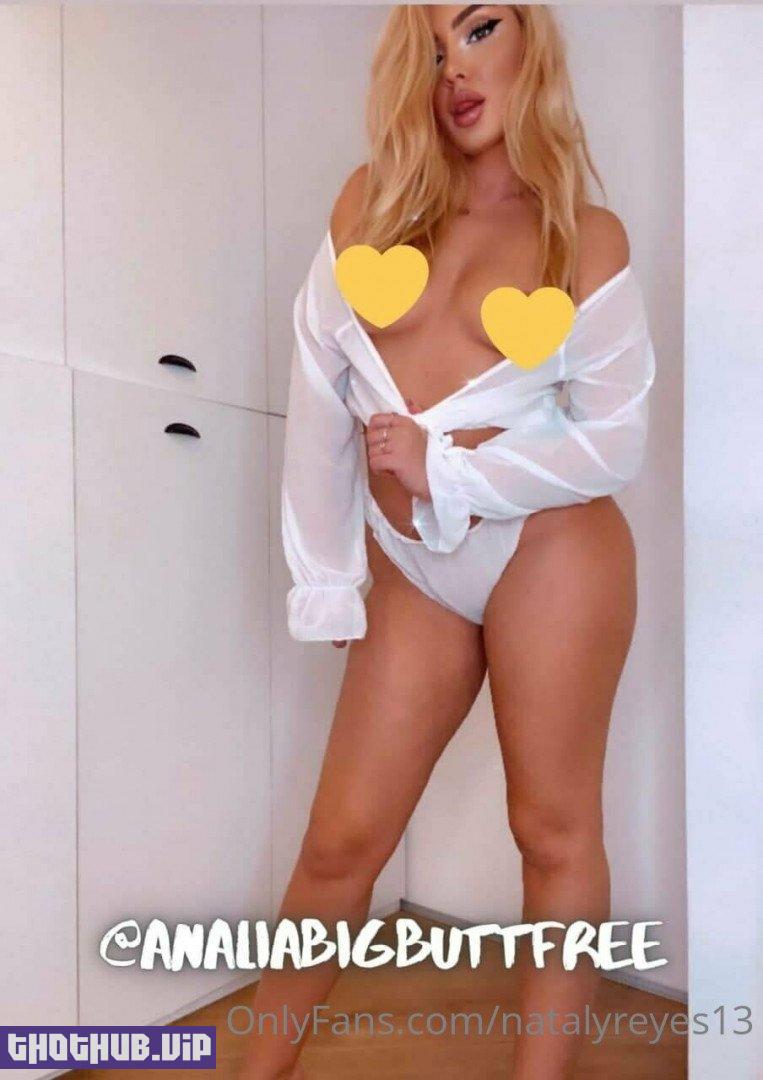 Huge Tits Nataly (natalyreyes13) Onlyfans Leaks (40 images)