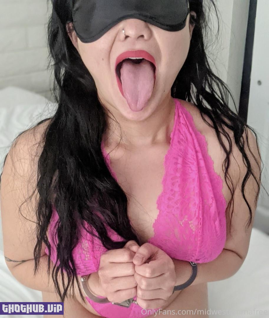 Emma Claire (midwestemmafree) Onlyfans Leaks (64 images)